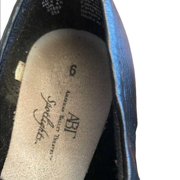 {ABT Spotlight} Kids Lace up Neoprene split sole jazz shoes - Picture 6 of 7